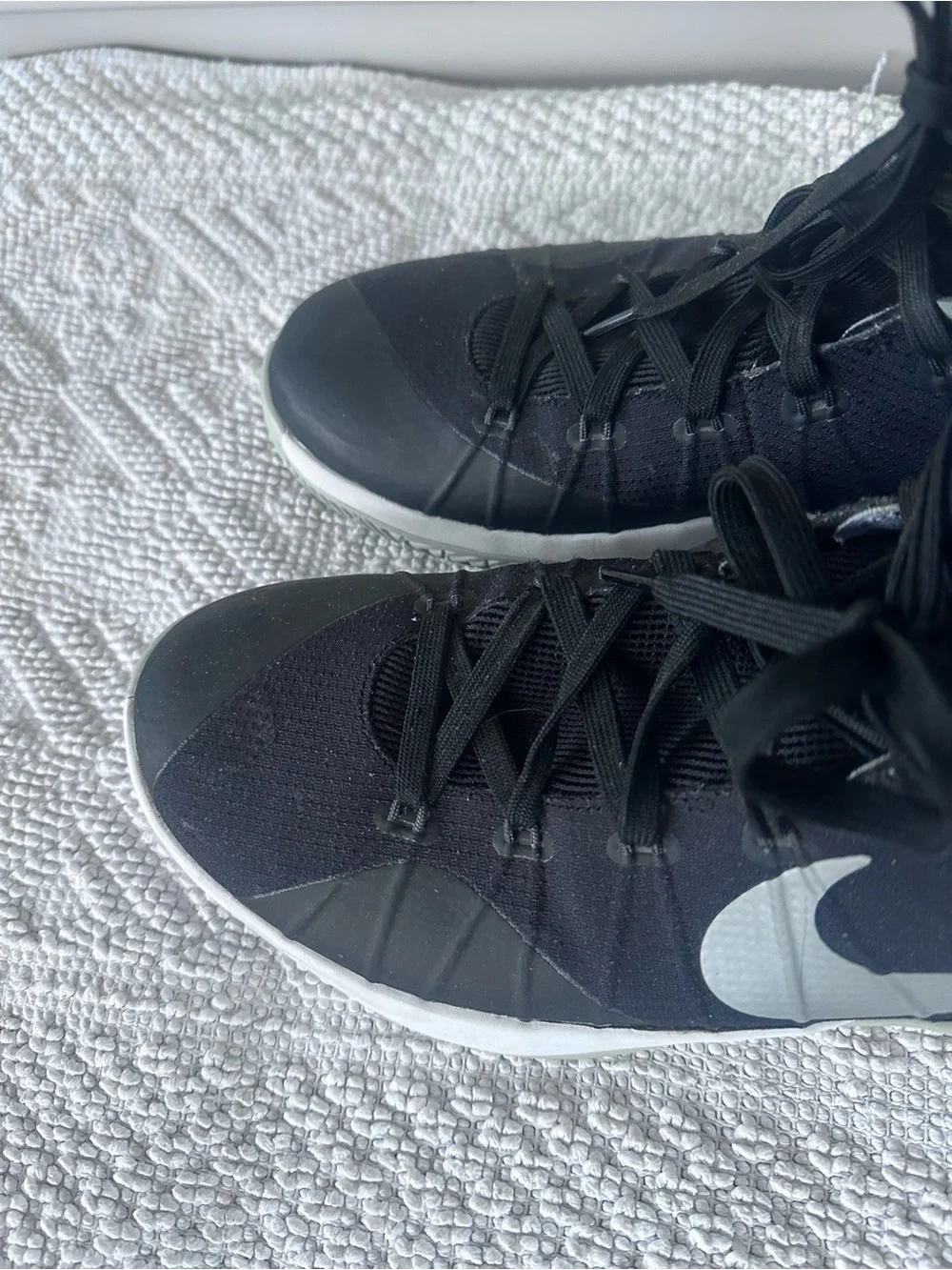 Nike Hyperdunk 2015 Black and White High-Top Basketball Sneakers